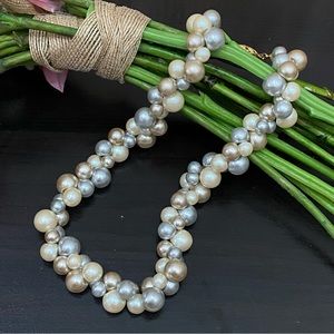 Vintage NAPIER Tricolor Gray Beige Ivory Bubble Cluster Faux Pearl Necklace